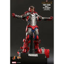 Hot Toys Iron Man 2 Tony Stark Mark V Suit Up Deluxe 1:6 Scale Collectable Action Figure